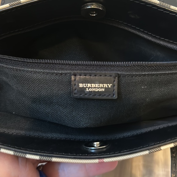 Burberry London Tote - Picture 5 of 10